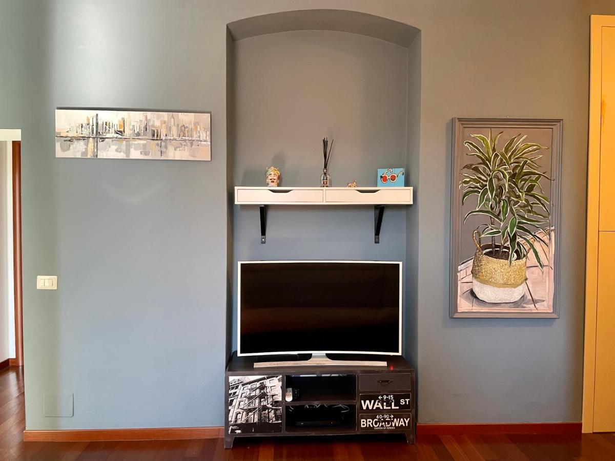 The Painting Apartment. A Central And Lovely Apartment In Mailand Exterior foto
