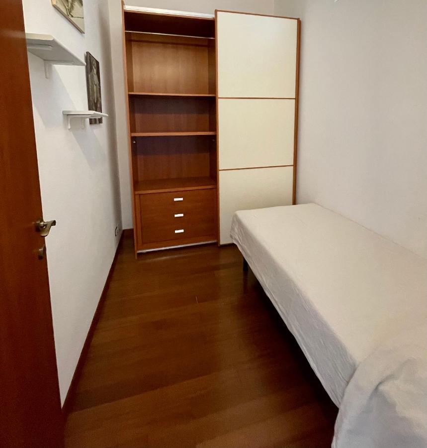The Painting Apartment. A Central And Lovely Apartment In Mailand Exterior foto
